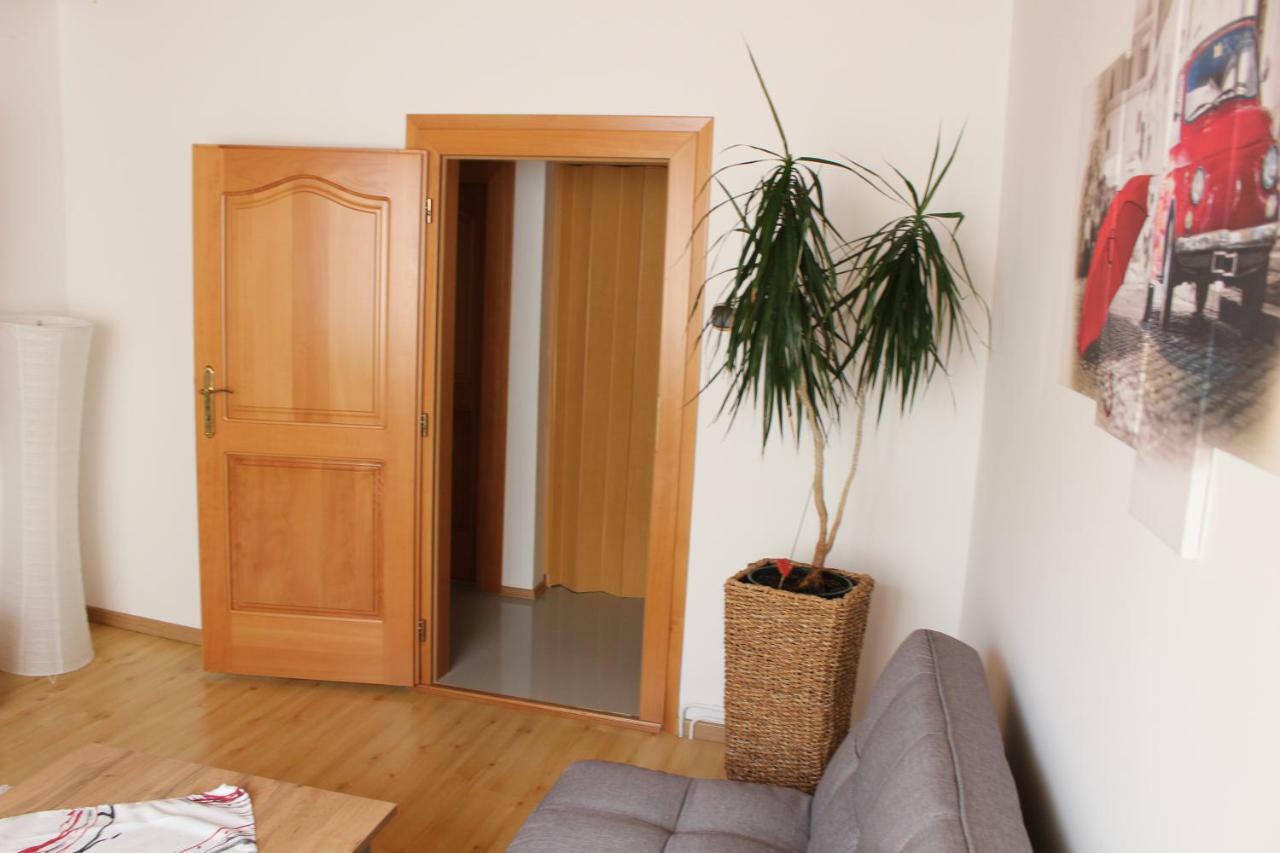 Appartement "Blumengassl" Mörbisch am See Εξωτερικό φωτογραφία