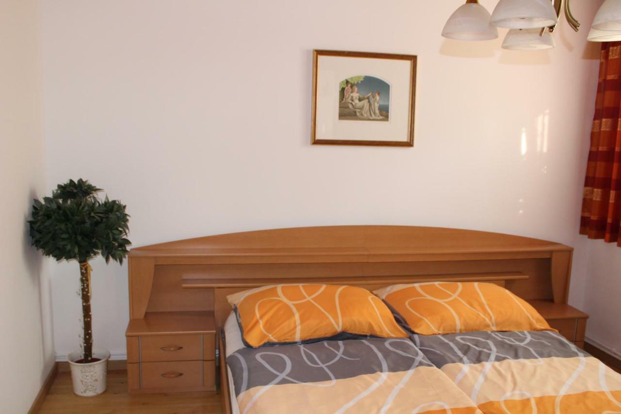 Appartement "Blumengassl" Mörbisch am See Εξωτερικό φωτογραφία
